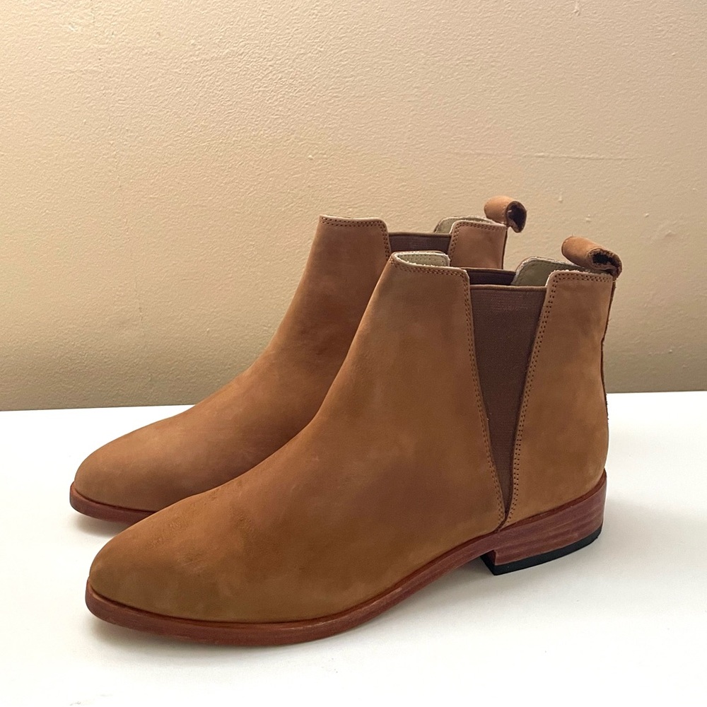 Nisolo Women’s Chelsea Boot, Color: Sand, Size: 6.5